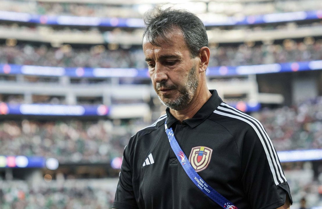 Imagen de archivo del entrenador principal de Venezuela, Fernando Batista, en la Copa América. EFE/EPA/ALLISON