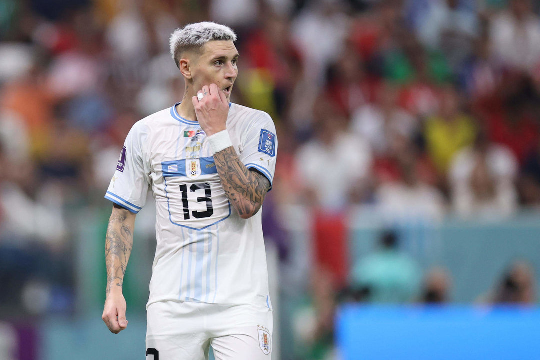 Fotografía de archivo del uruguayo Guillermo Varela, quien fue expulsado en el pospartido de la semifinal de la Copa América contra Colombia. EFE/ Juan Ignacio Roncoroni